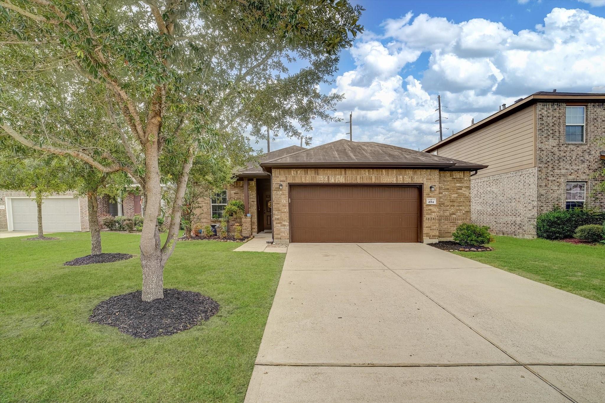 4914 Seaside Sparrow Lane — photo