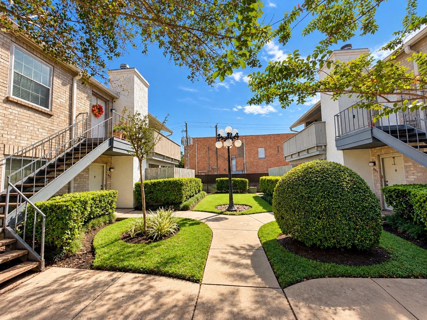 8787 Brae Acres Road #604 — photo