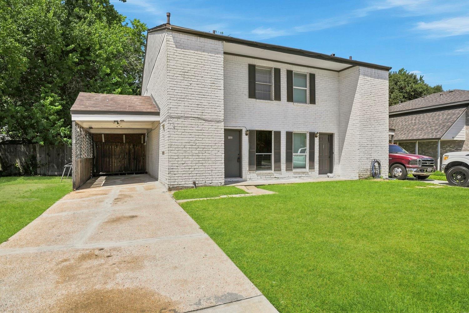 4605 Orange Circle N — photo