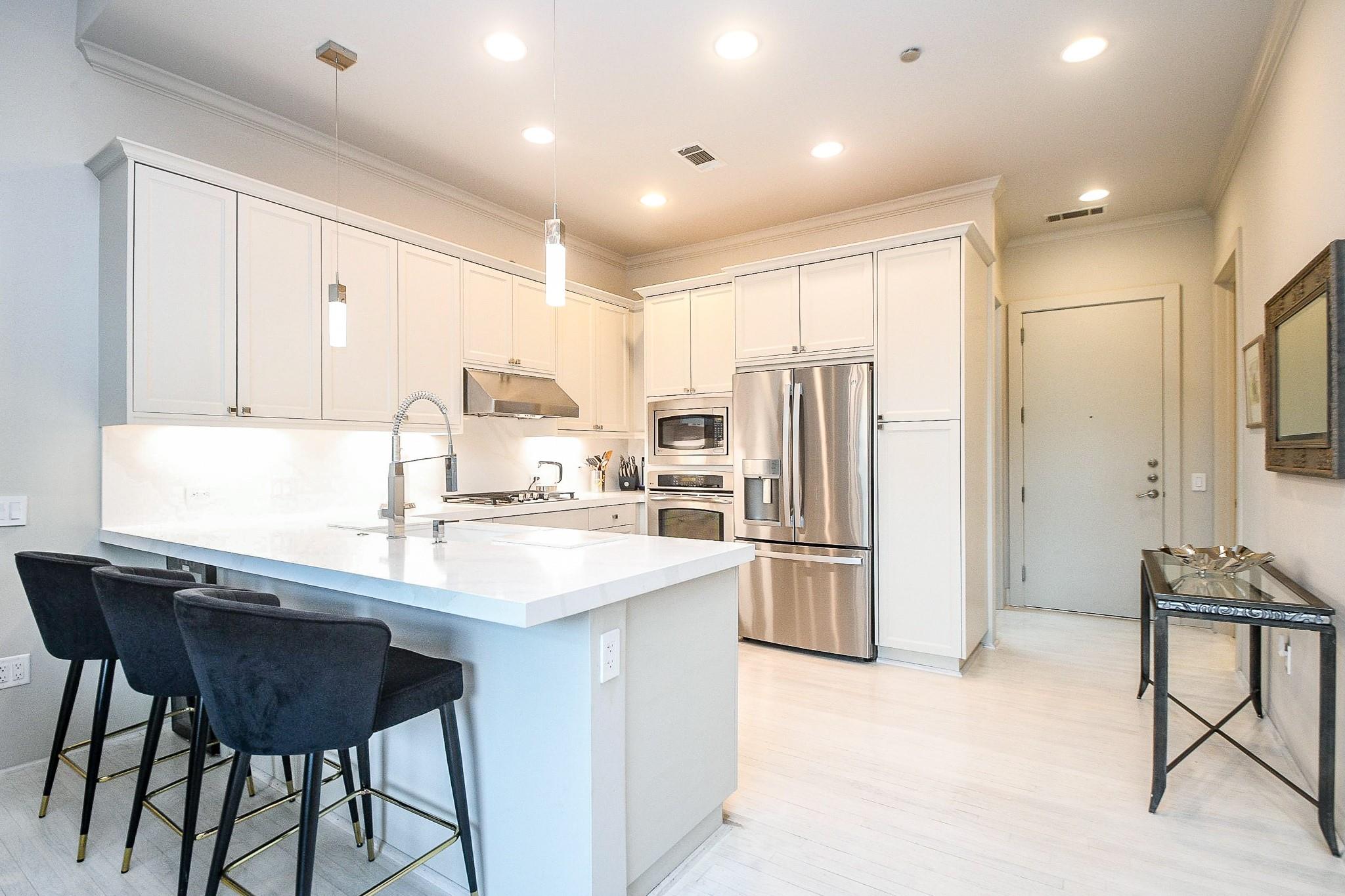 5005 Hidalgo Street #209 — photo