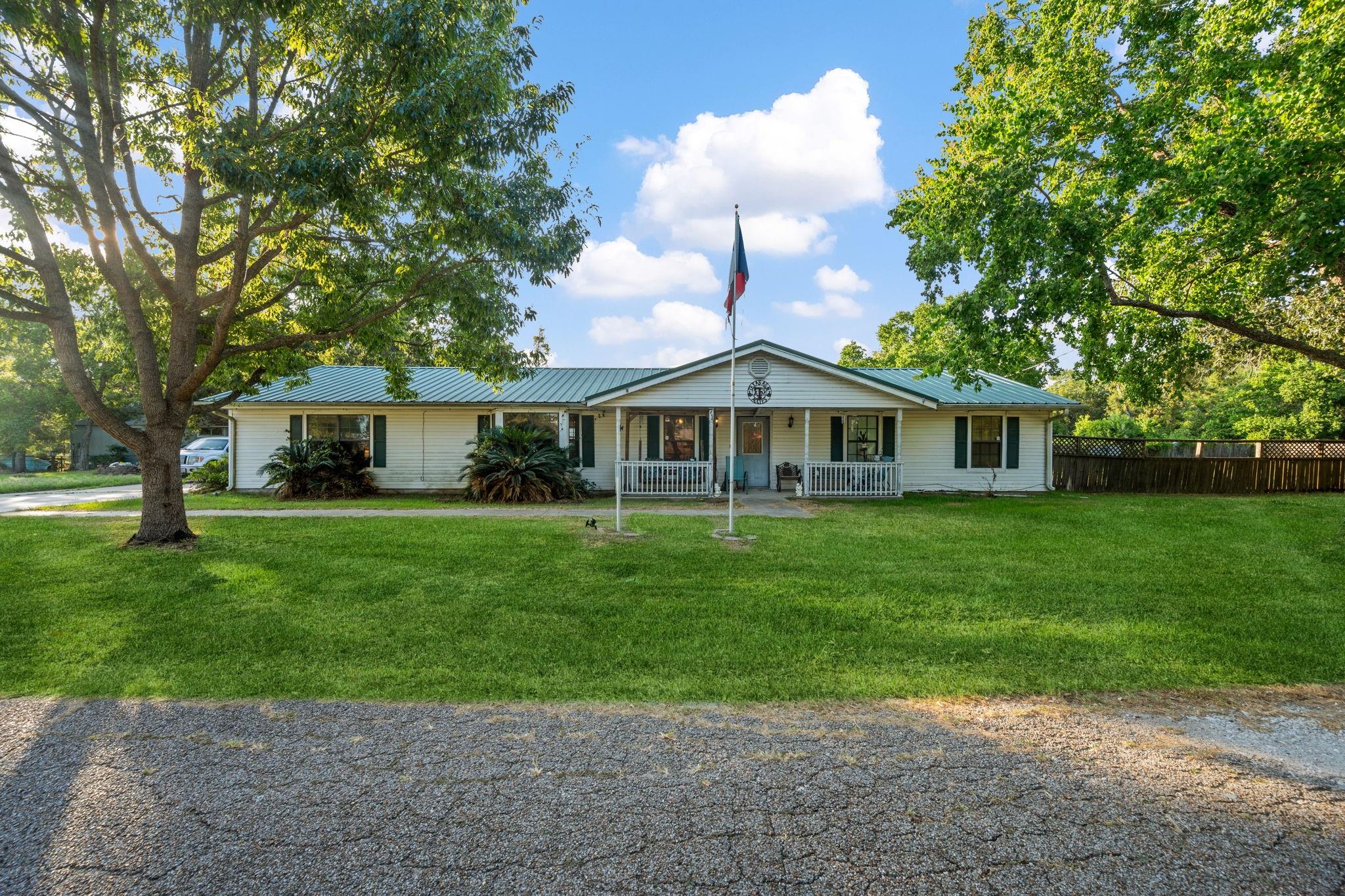 71 N Shady Oaks Drive — photo