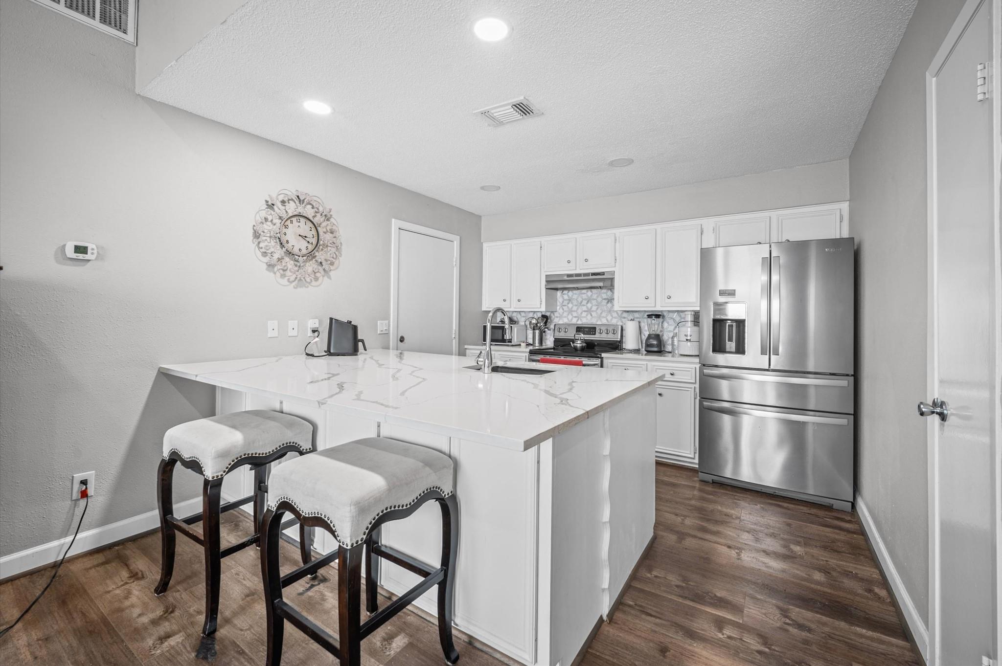 3010 Whitman Drive — photo