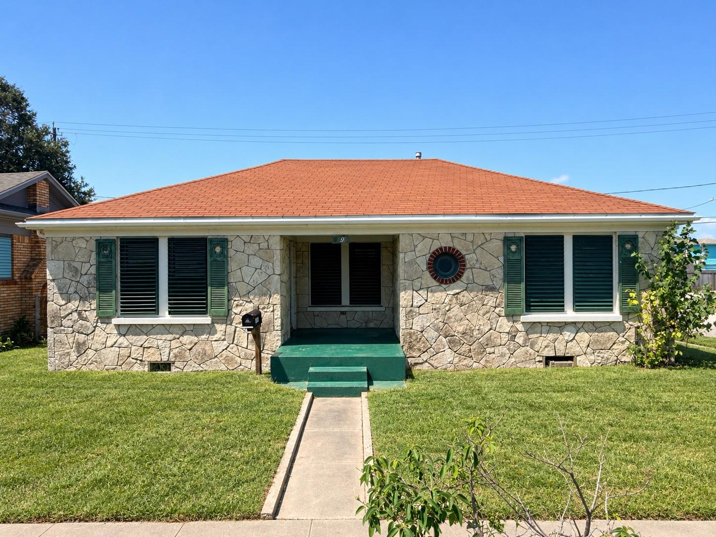 4902 Austin Drive — photo