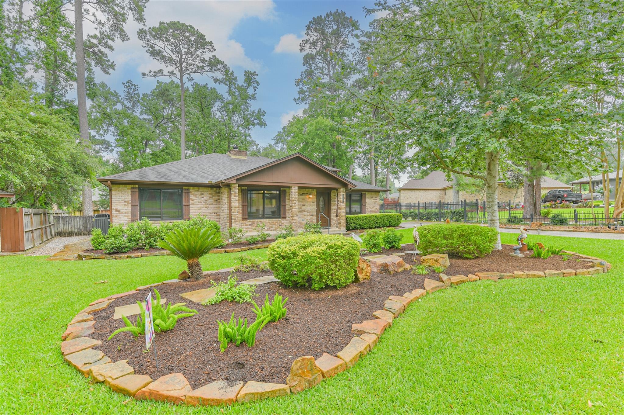 252 Springs Edge Drive — photo