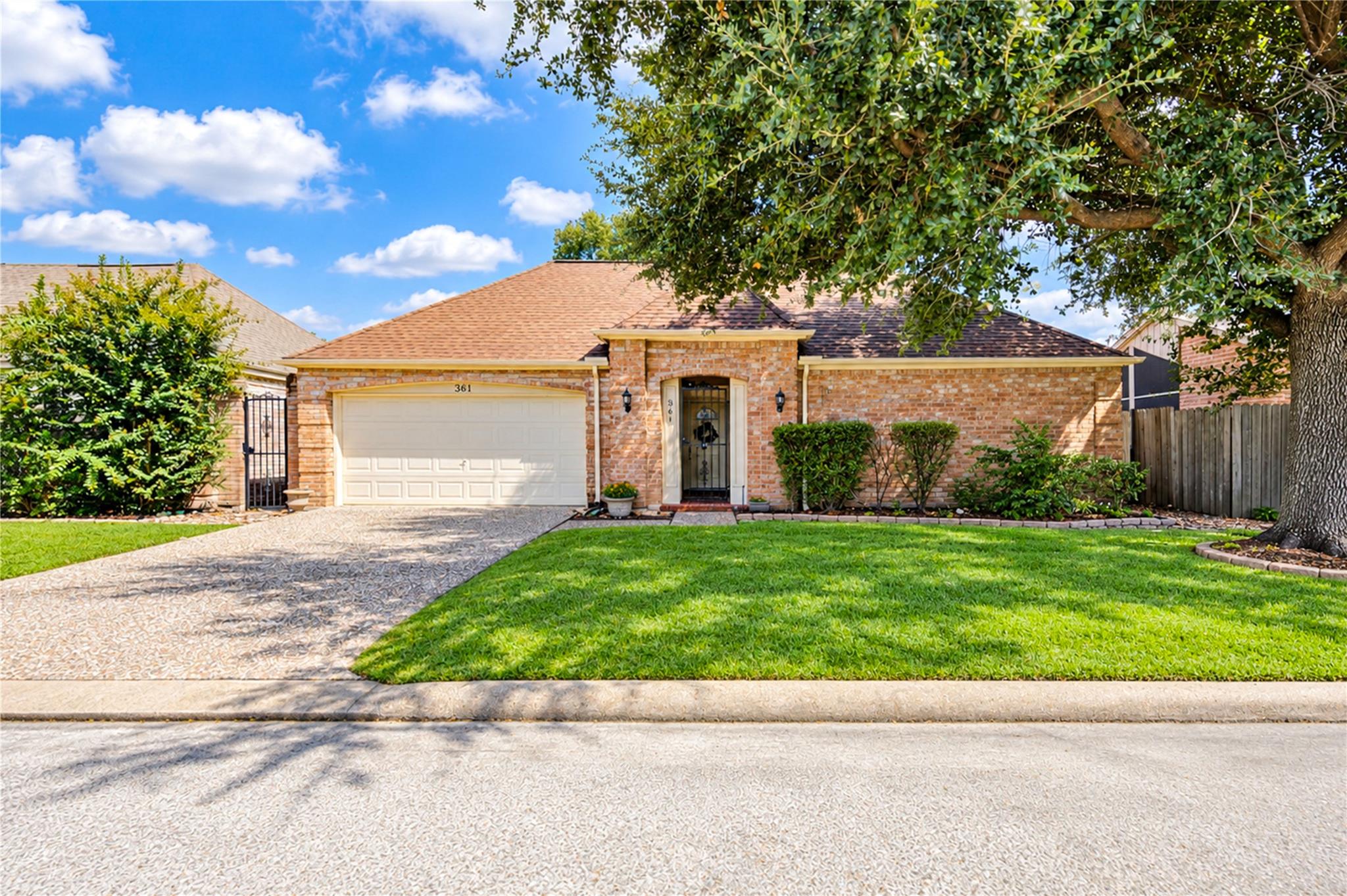 361 Champions Colony III — photo