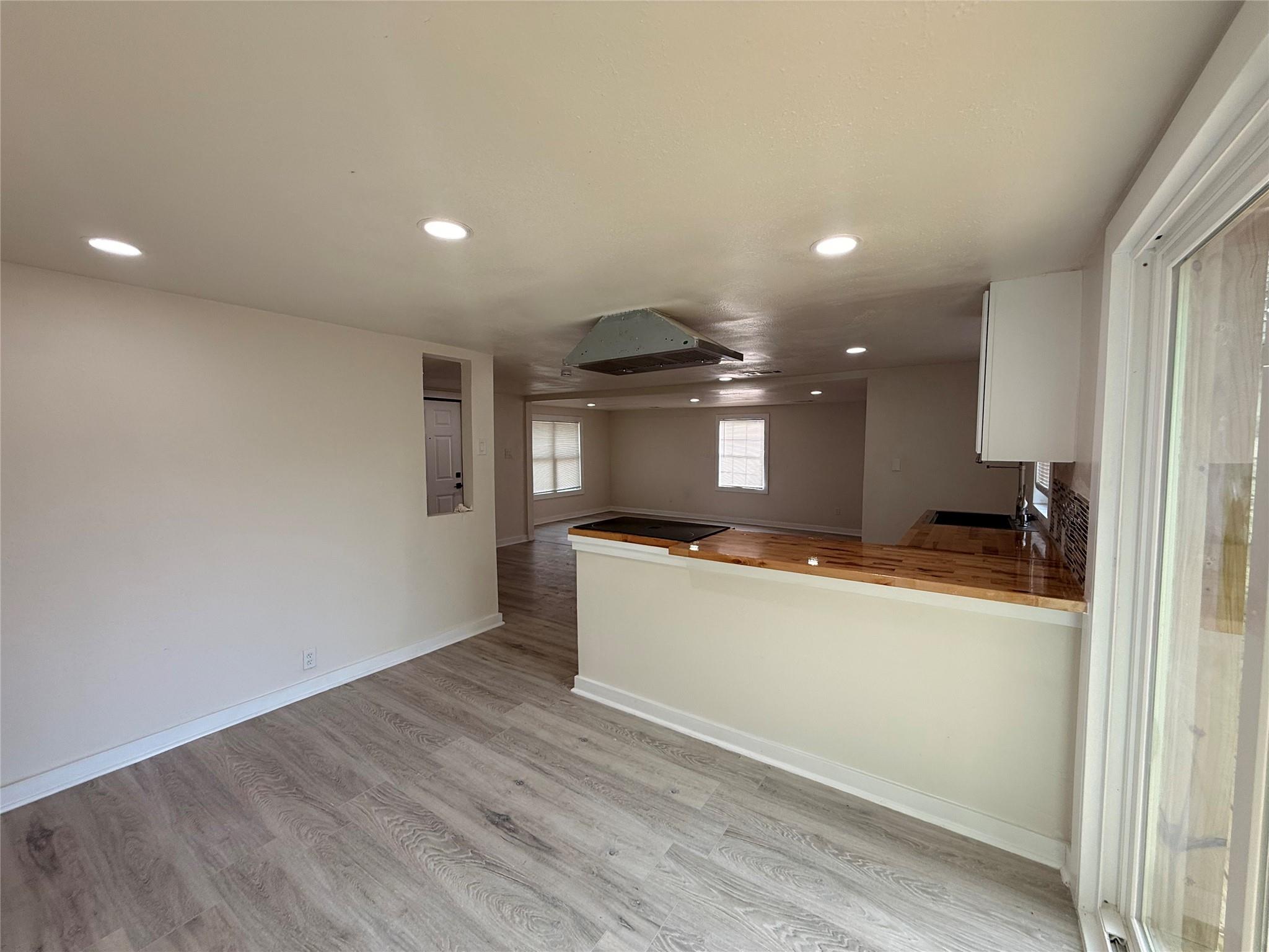912 E 20th Street, Georgetown, TX 78626 — photo 2