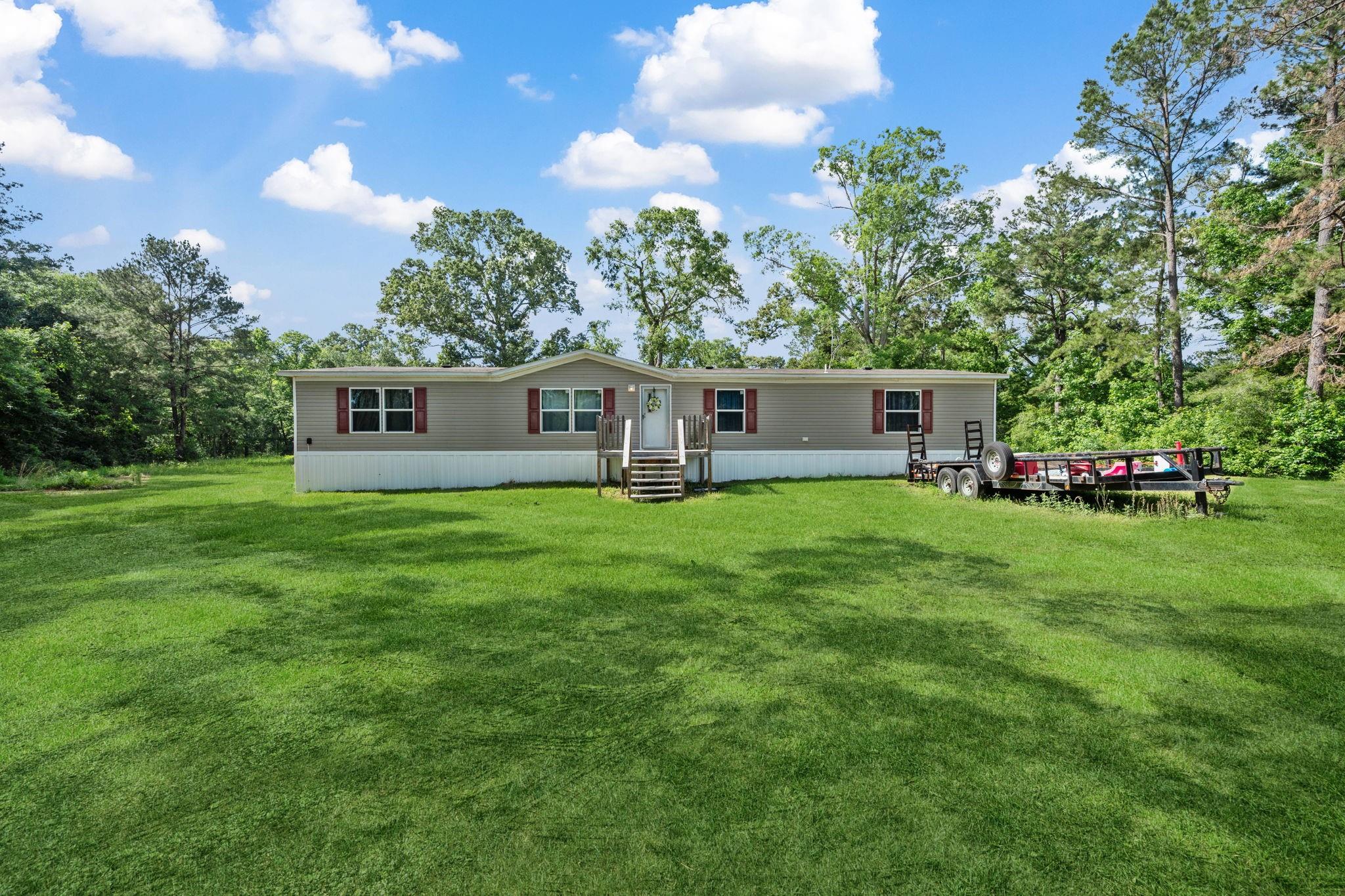 25865 Hickory Knoll Court — photo