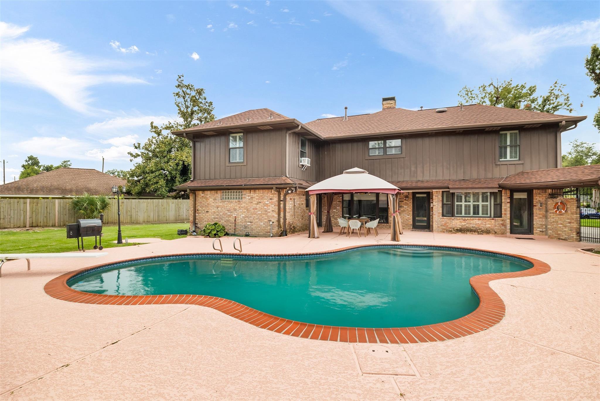 2030 Willowmoss Court — photo