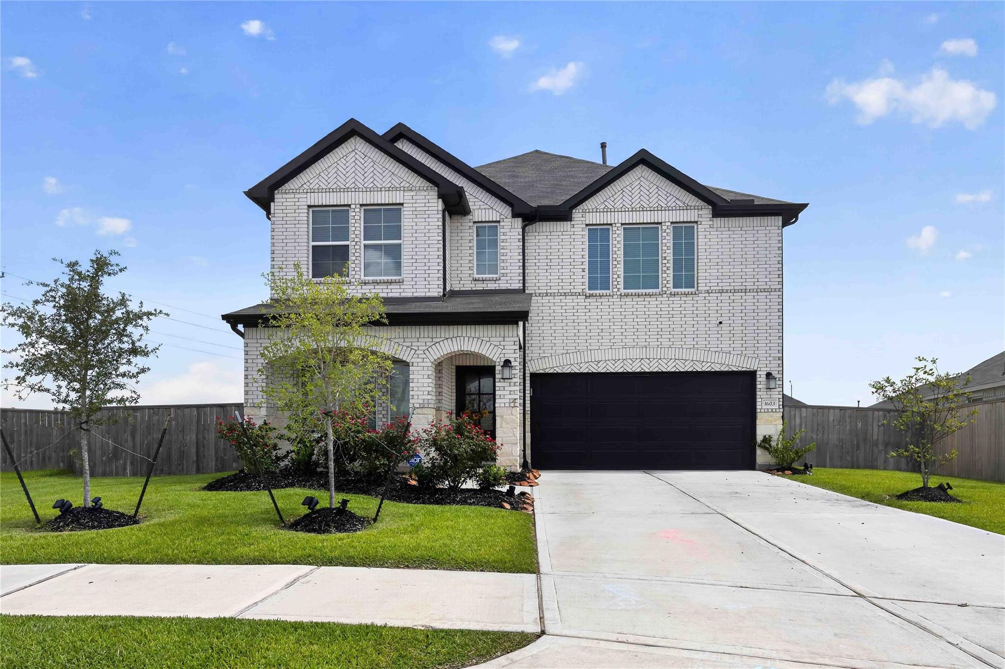 1603 Westland Lane — photo