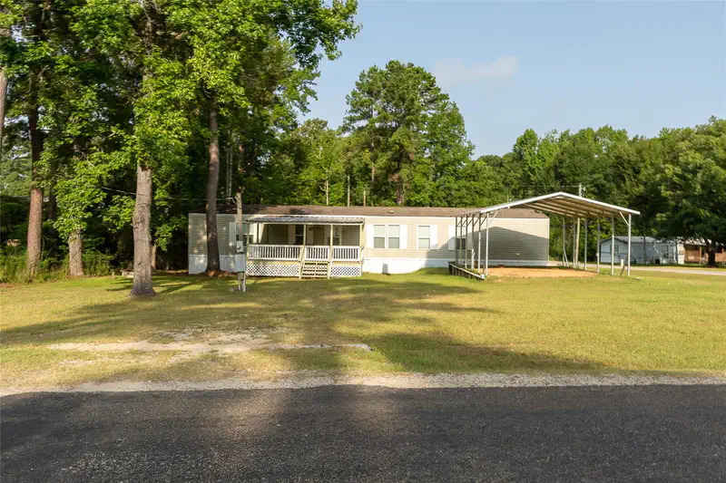 651 Harbor Point Drive — photo