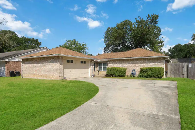 14222 Rosetta Drive — photo