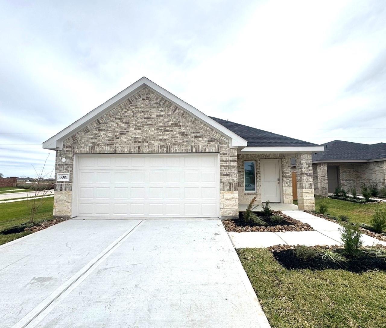 3001 Sun Spirit Lane — photo