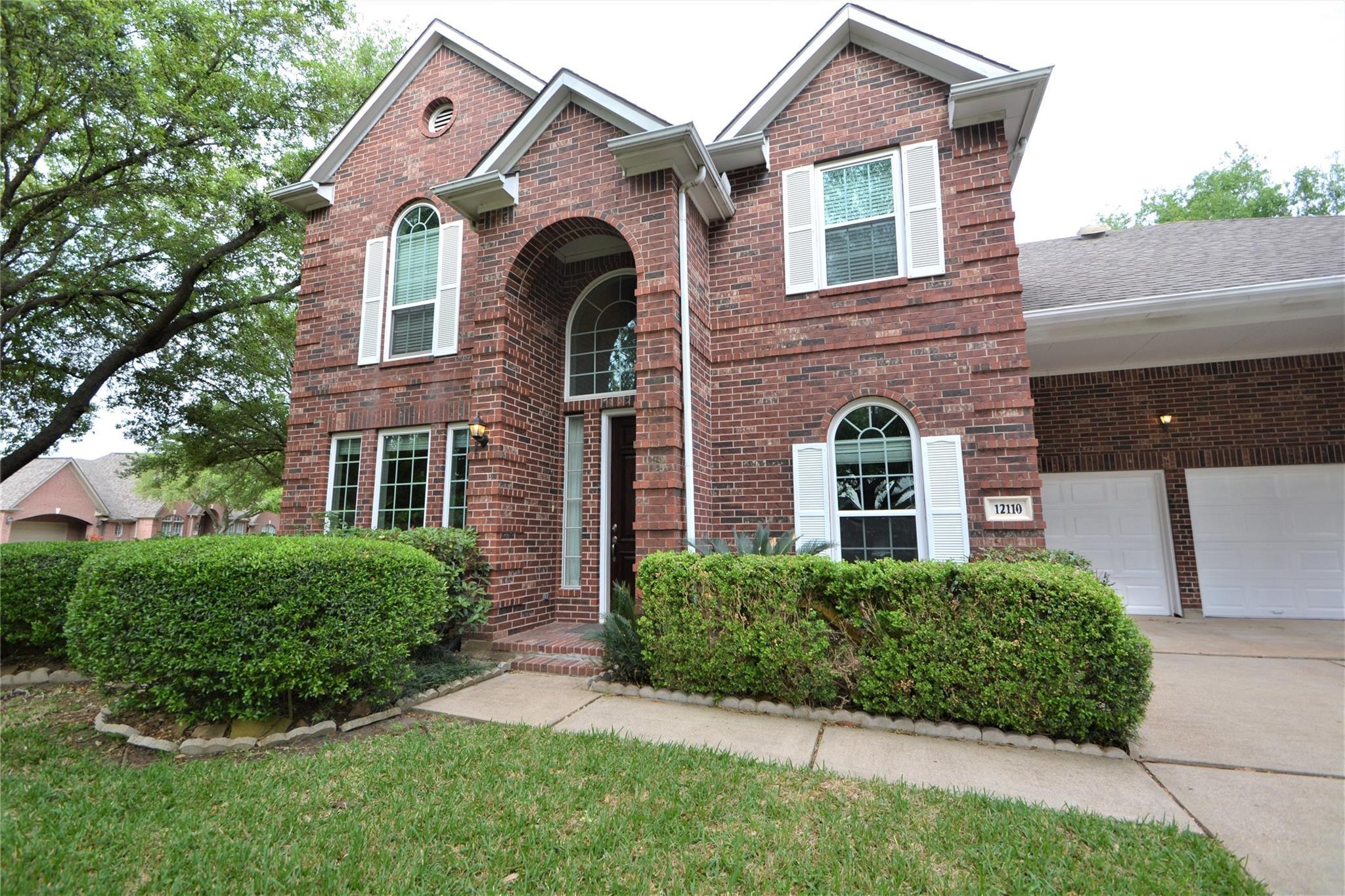 12110 Laurel Court — photo