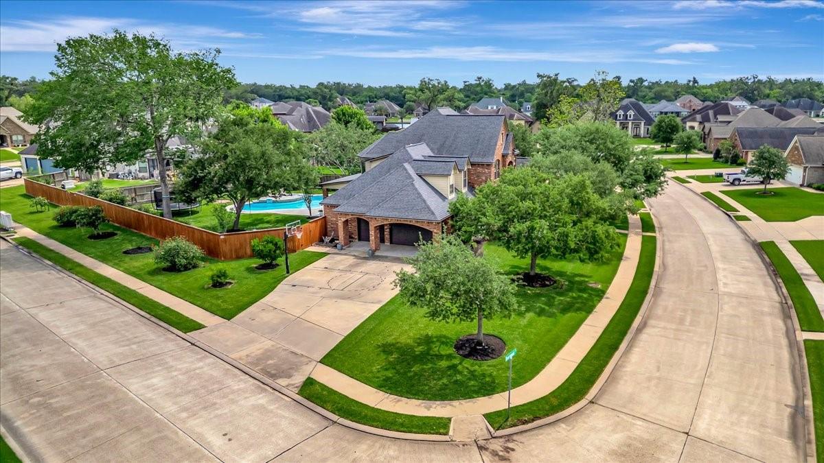 51 Deerwood Court — photo