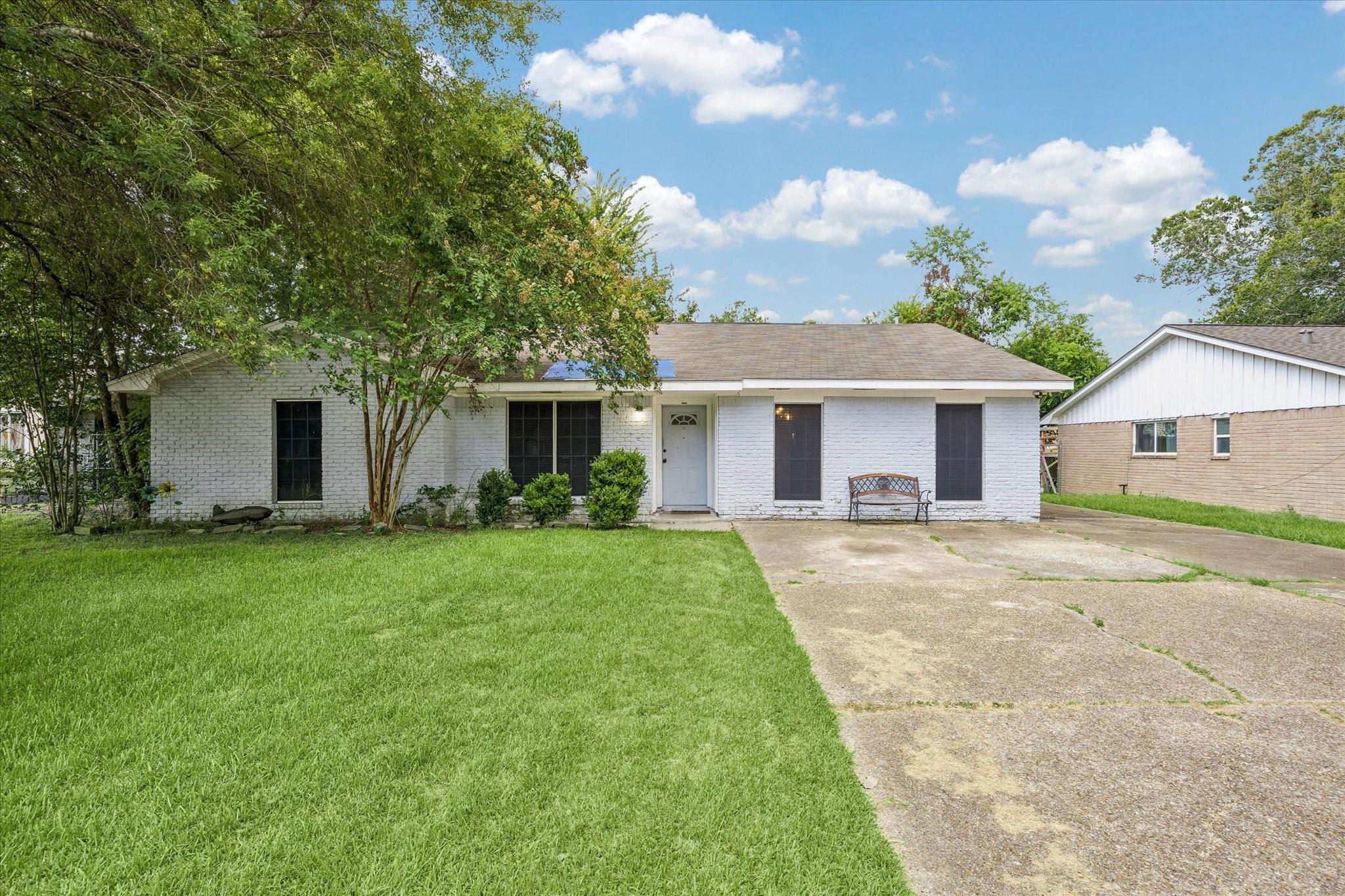 118 E Highland Terrace — photo