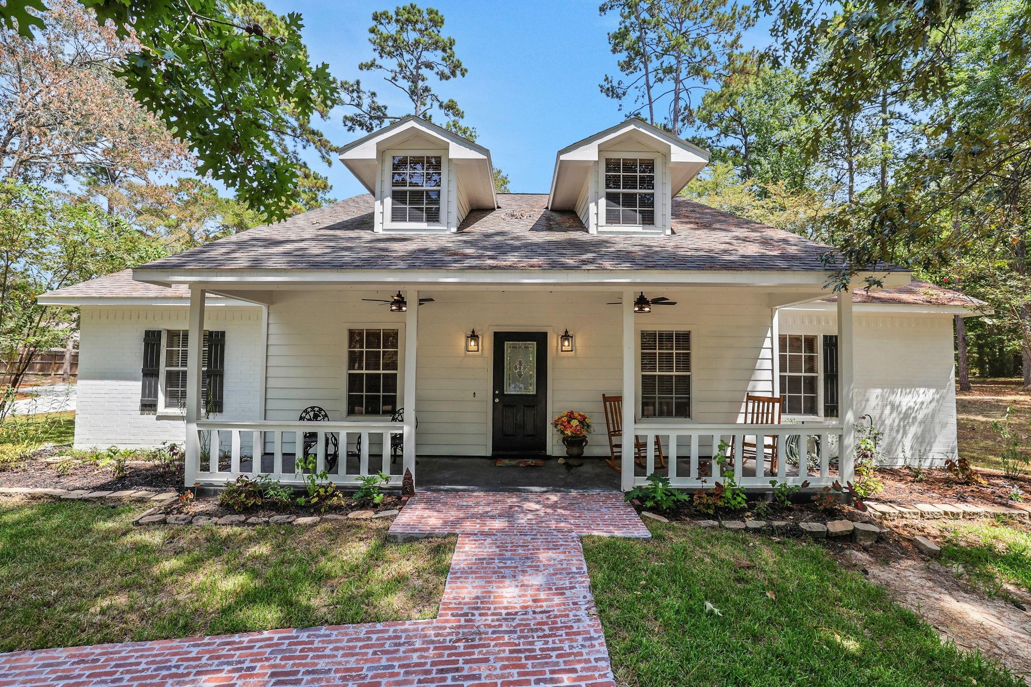 221 Lake Grove Drive — photo