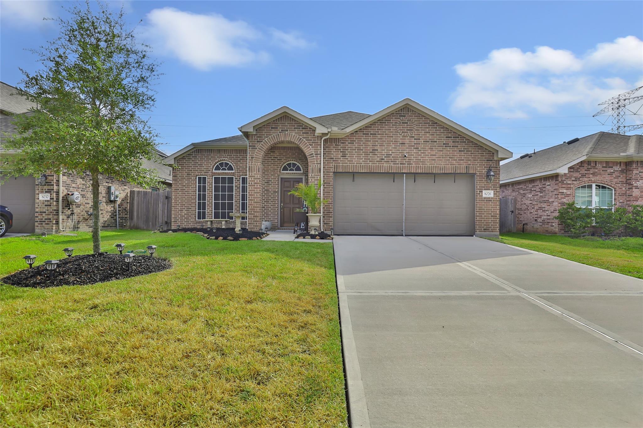 8026 Brooks Crossing Drive — photo