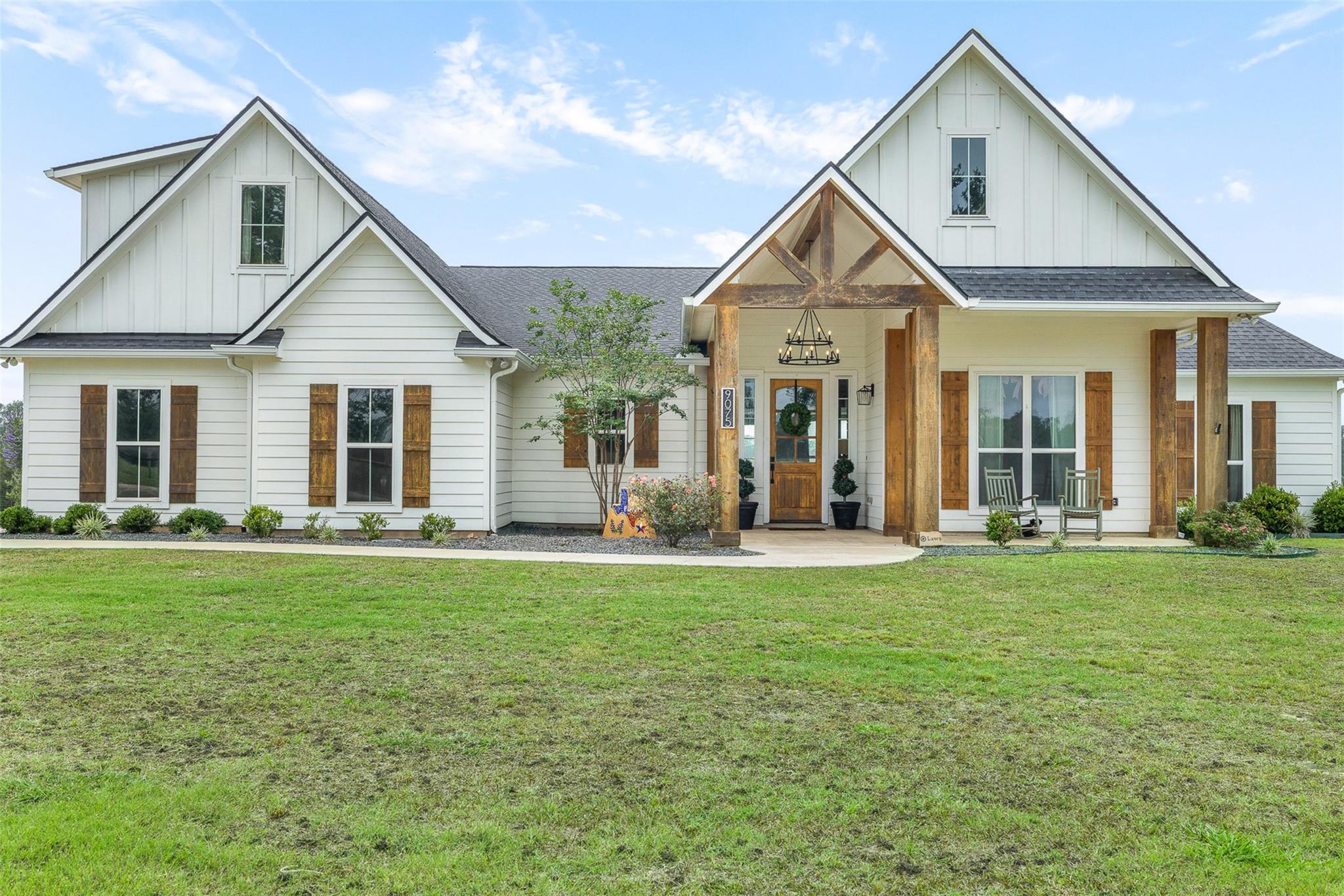 9075 Loop Road, Bellville, TX 77418 — photo 2
