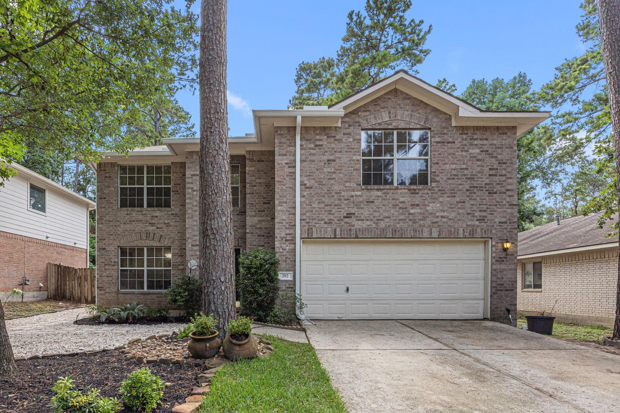 202 W Misty Dawn Dr — photo