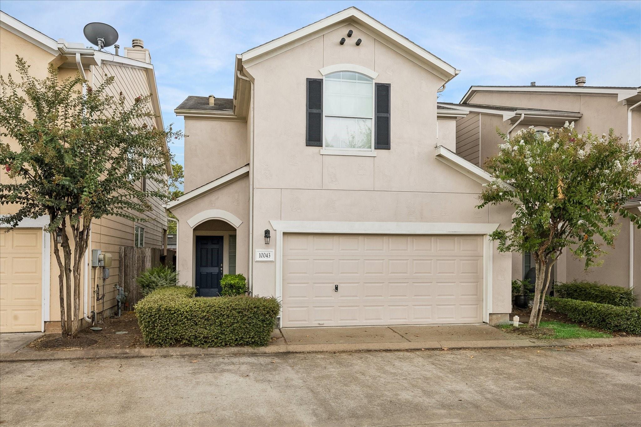 10043 Fallen Woods Drive — photo