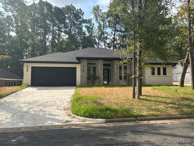 2405 W Green Briar Drive — photo