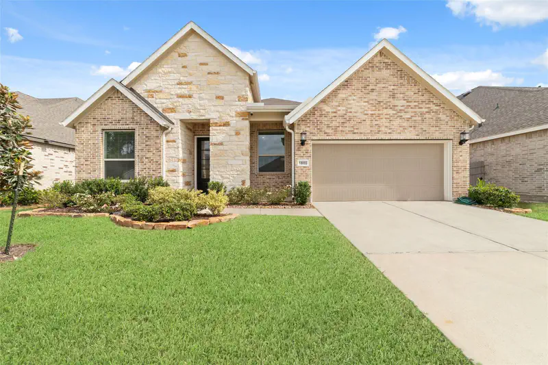 18055 Brennie Bird Lane — photo