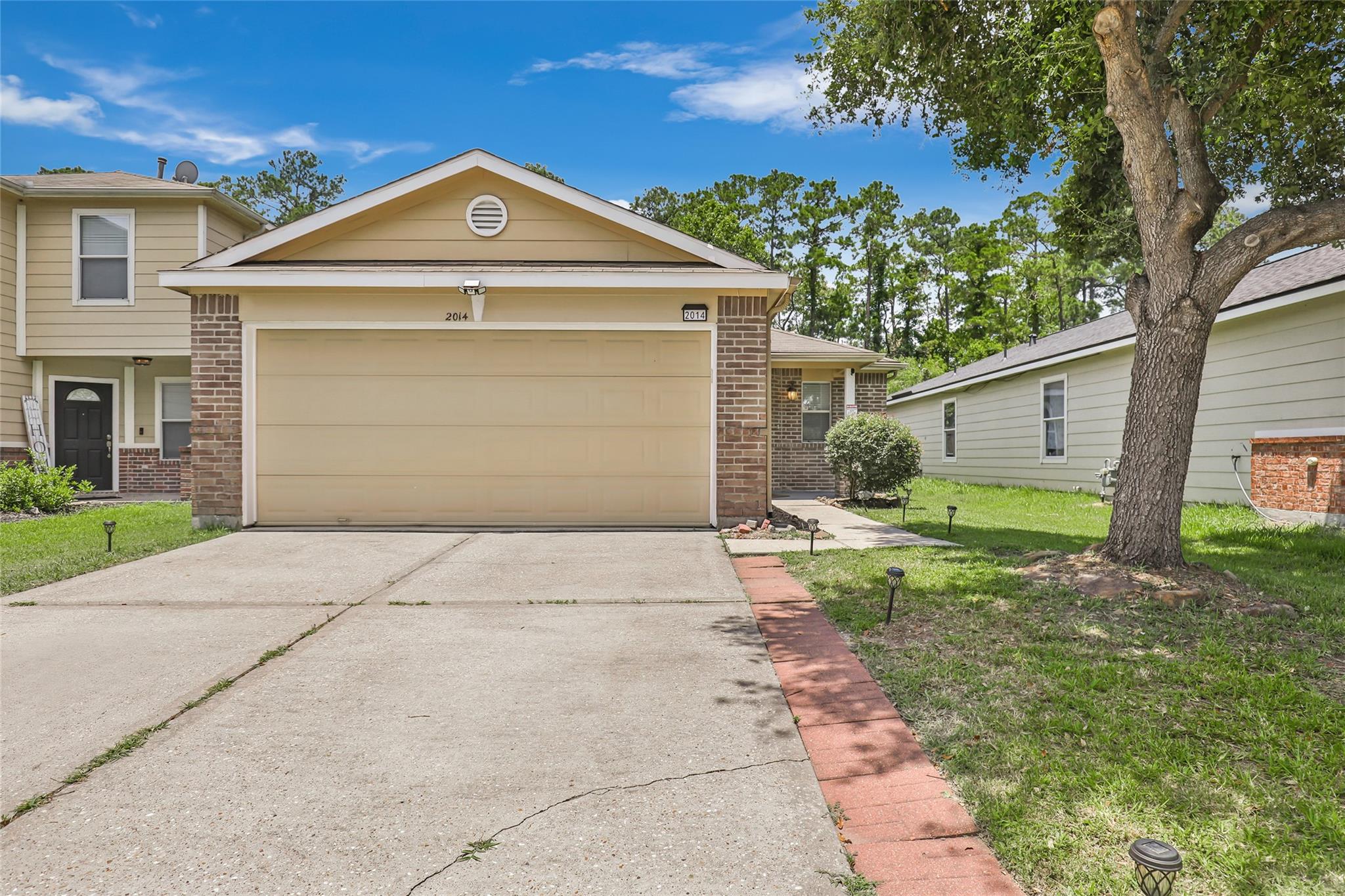 2014 Wooded Oaks Drive — photo