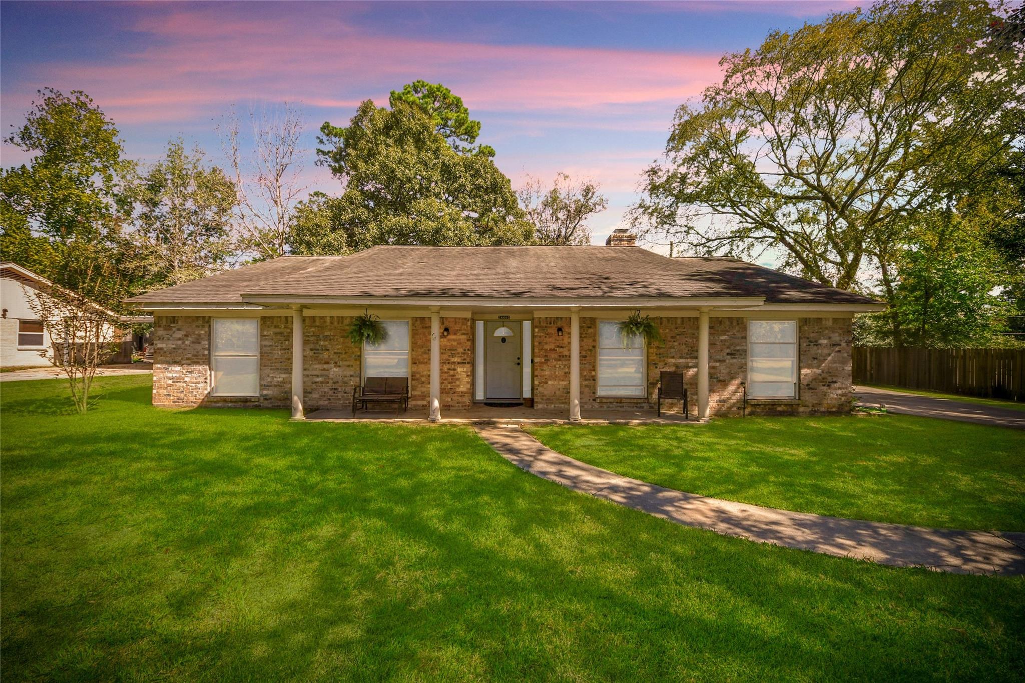 26602 Maplewood Drive — photo