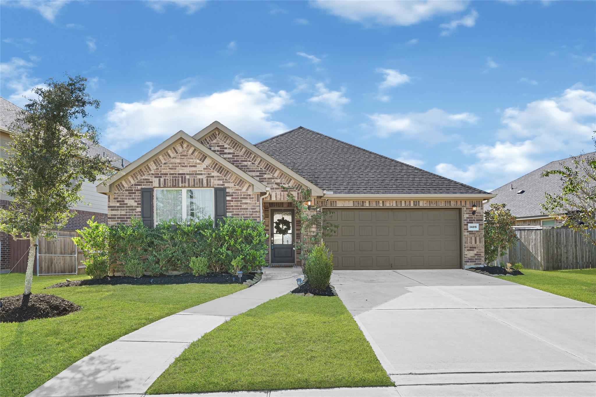 24819 Harvest Elm Court — photo