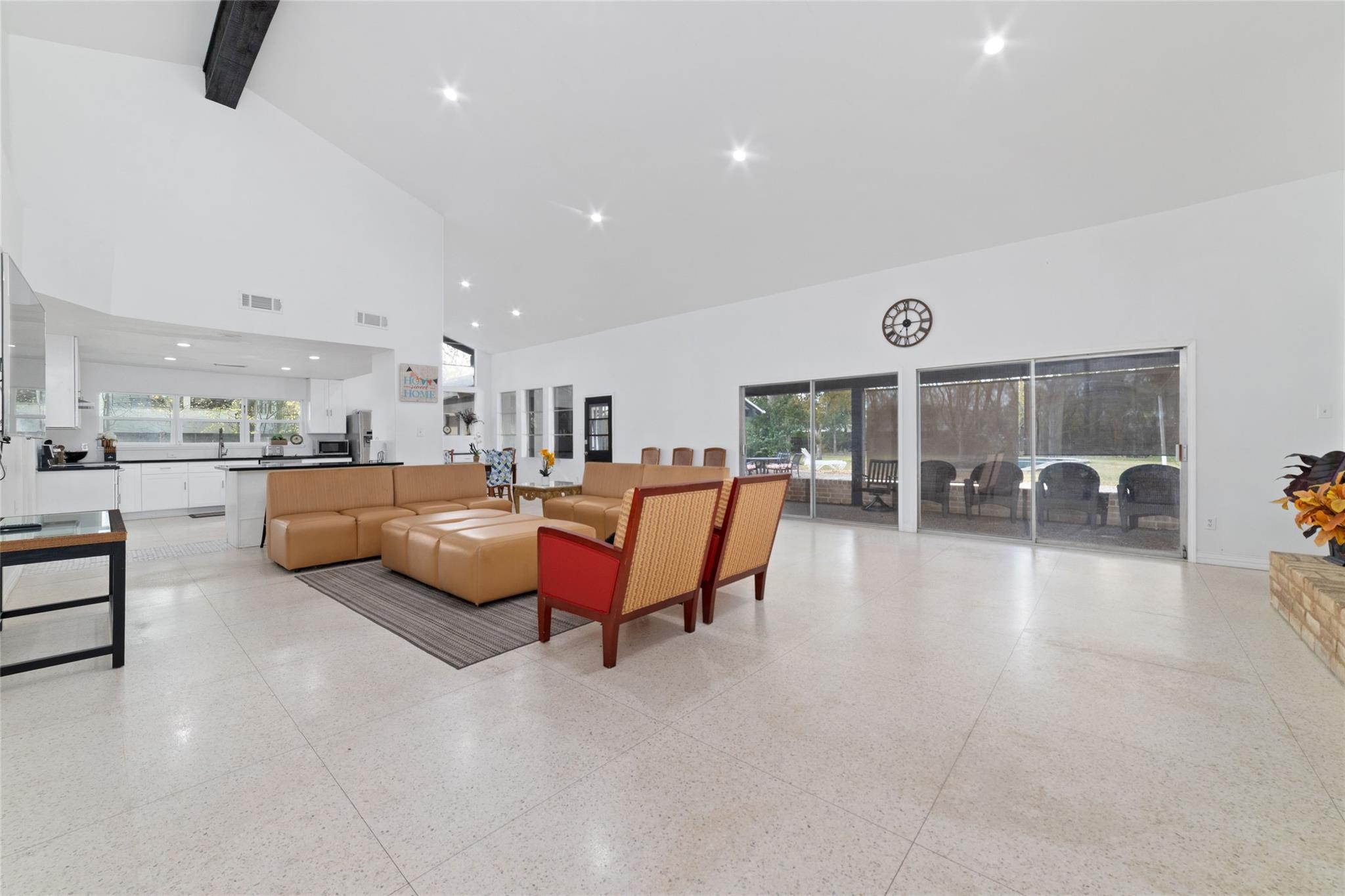 8808 Wateka Drive — photo