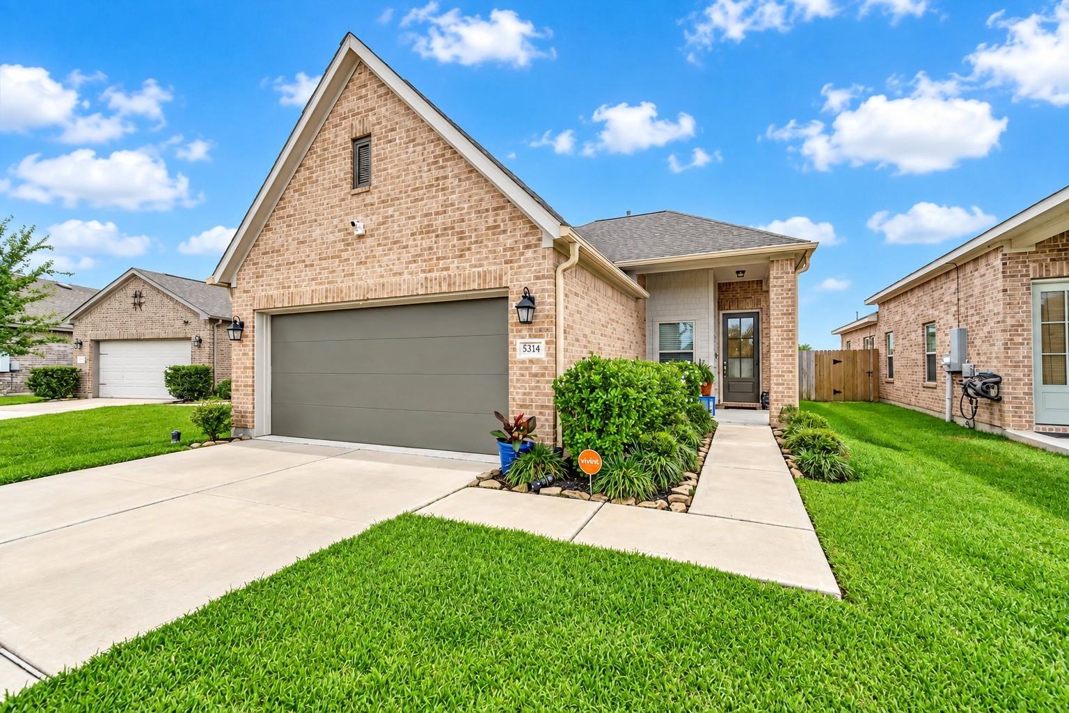 5314 Abbeville Court — photo