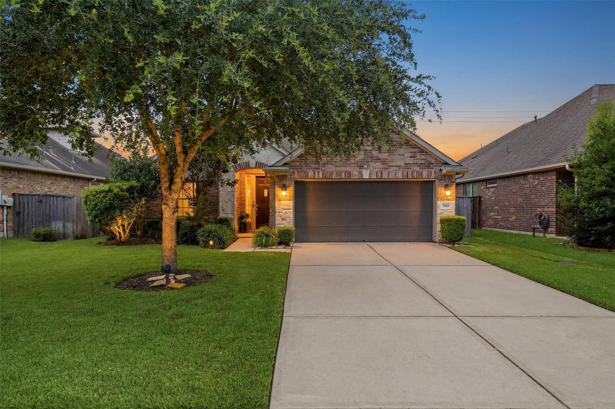 1911 Cedar Ridge Lane — photo