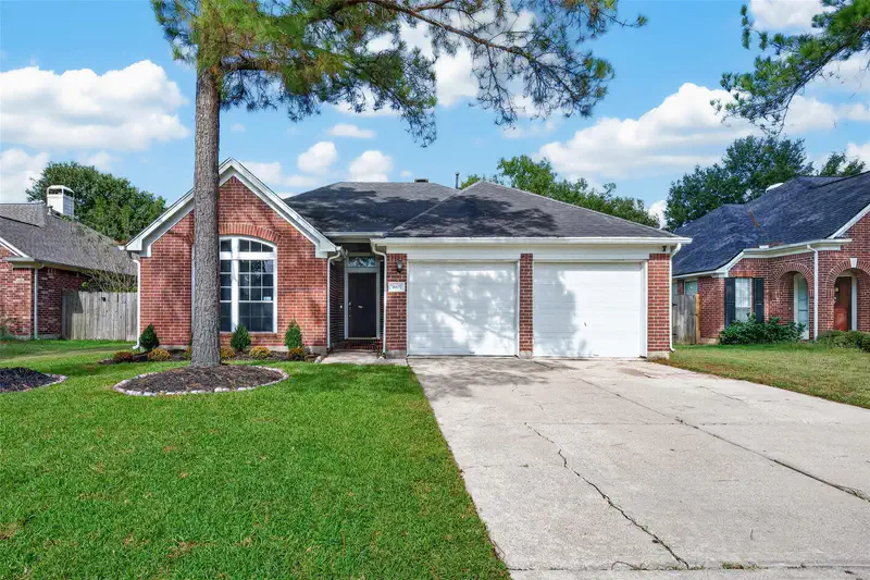 3907 Vinecrest Drive — photo
