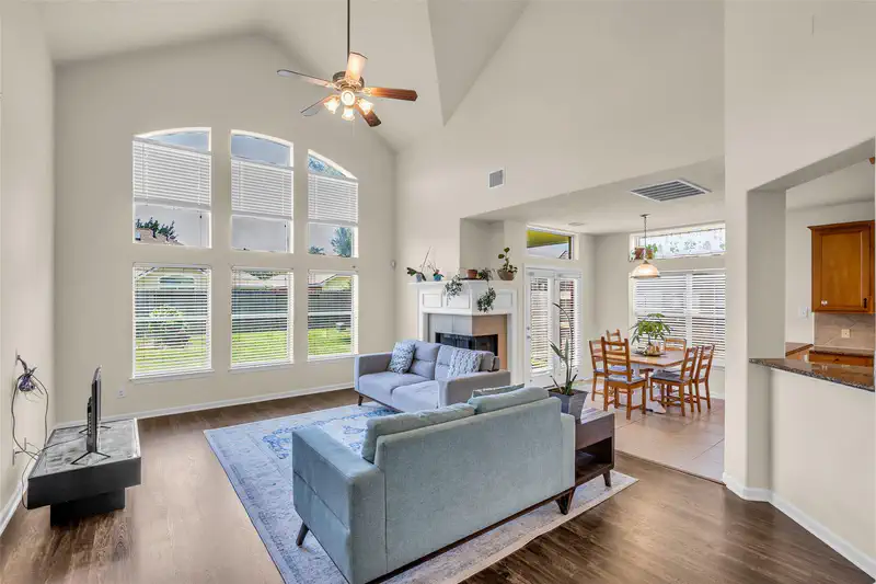 17707 Belwood Park Lane — photo
