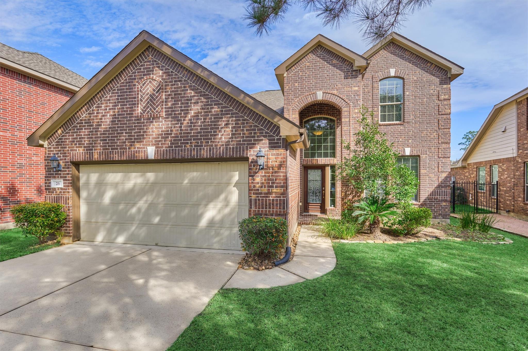 26 Black Swan Court — photo