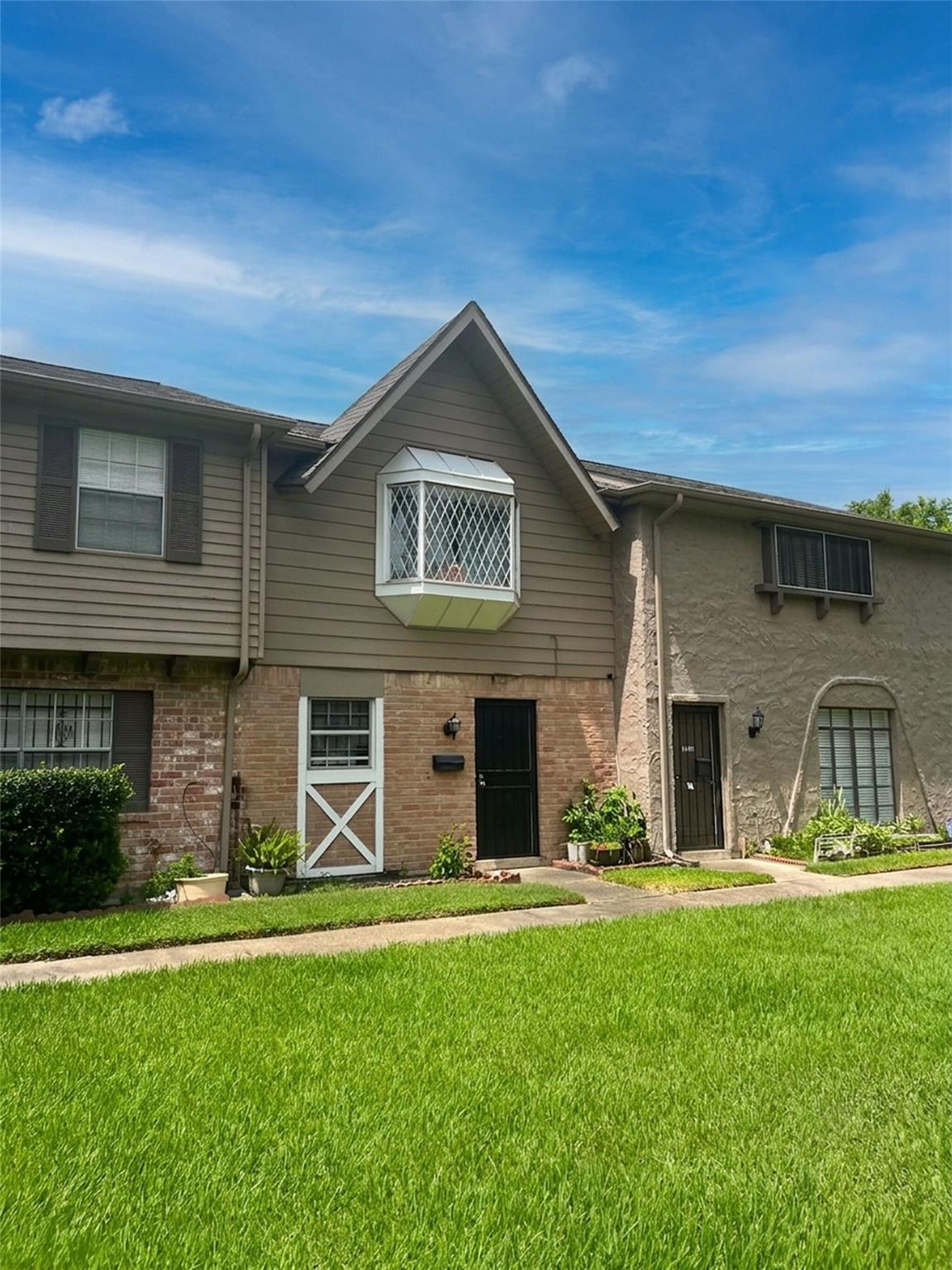7216 Crownwest Street #7216 — photo