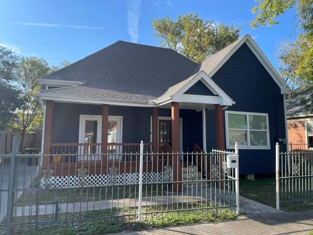 1607 Chapman Street — photo