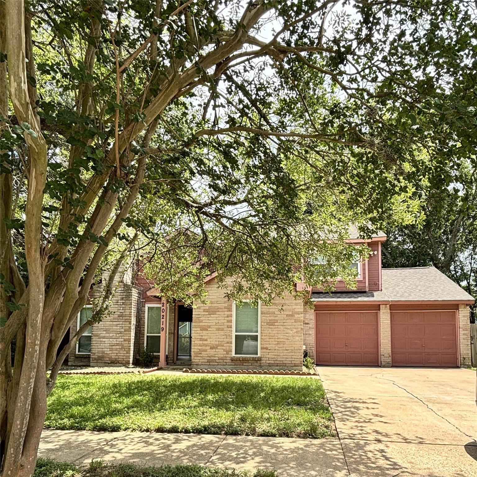 20219 Black Hickory Court — photo
