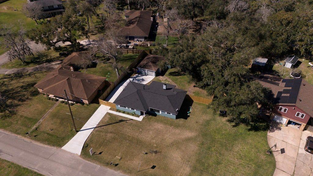 407 Tamarind Street — photo