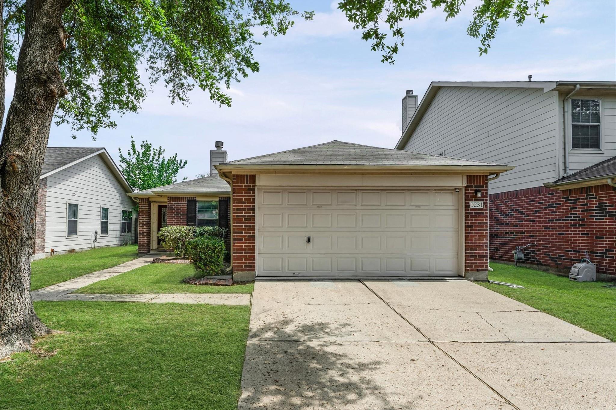 9231 Grove Haven Drive — photo