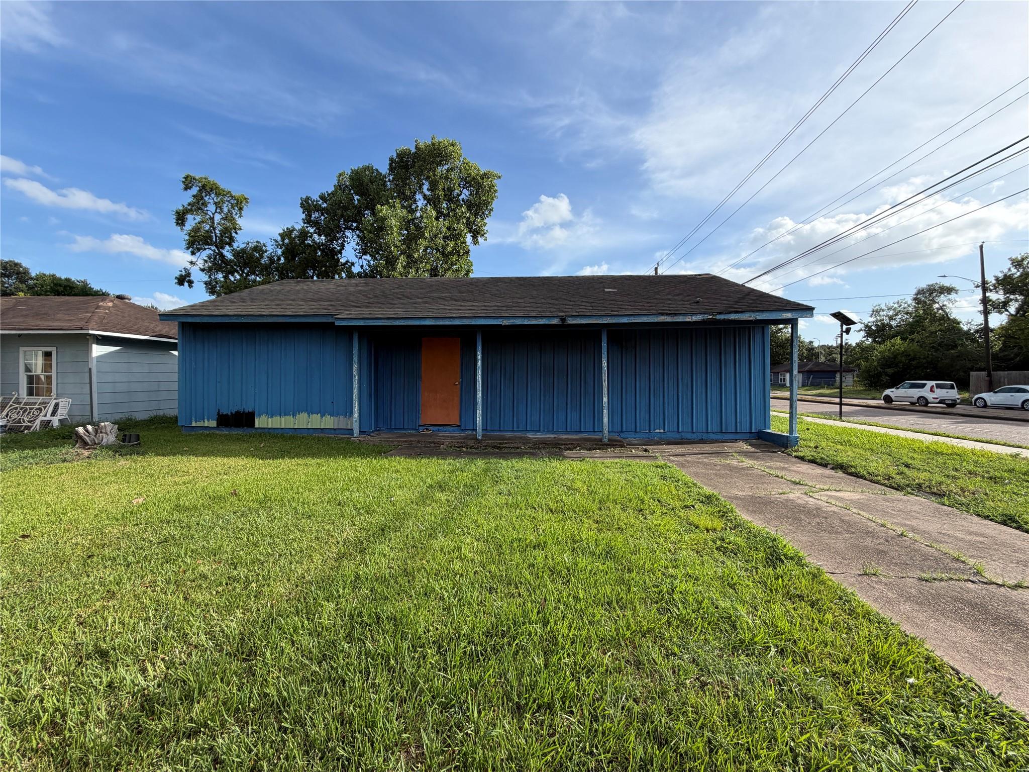 3902 Alberta Street — photo