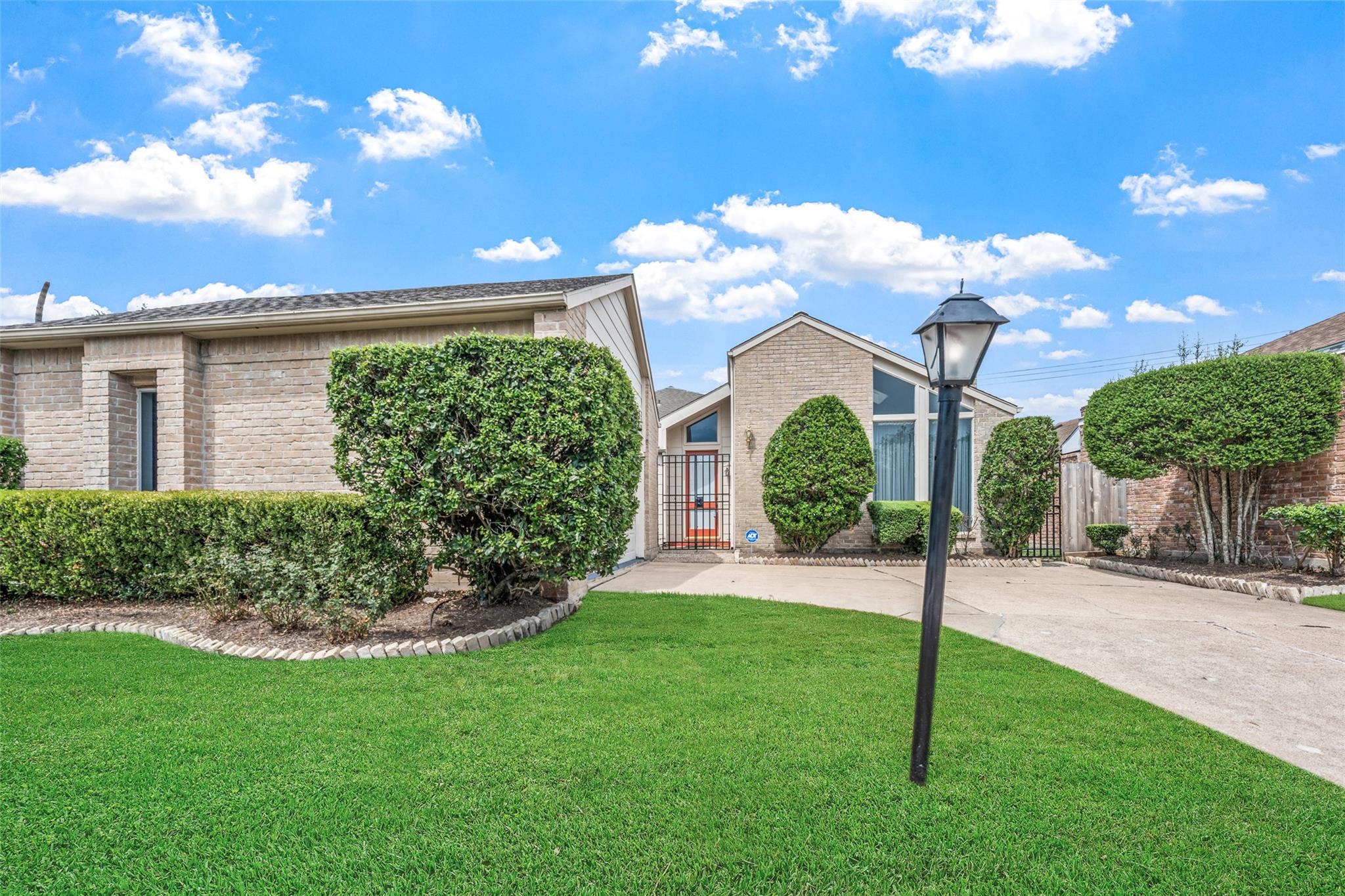 12906 Ashford Chase Drive — photo