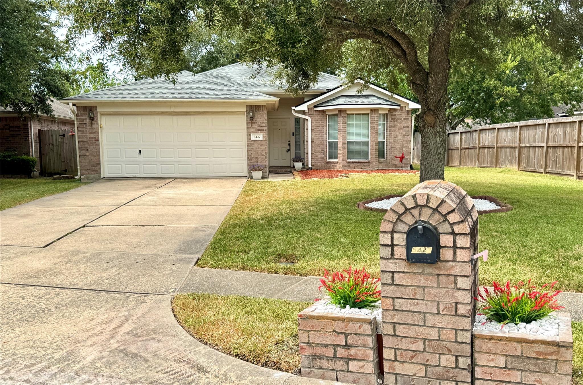 5427 Chase Wood Drive — photo