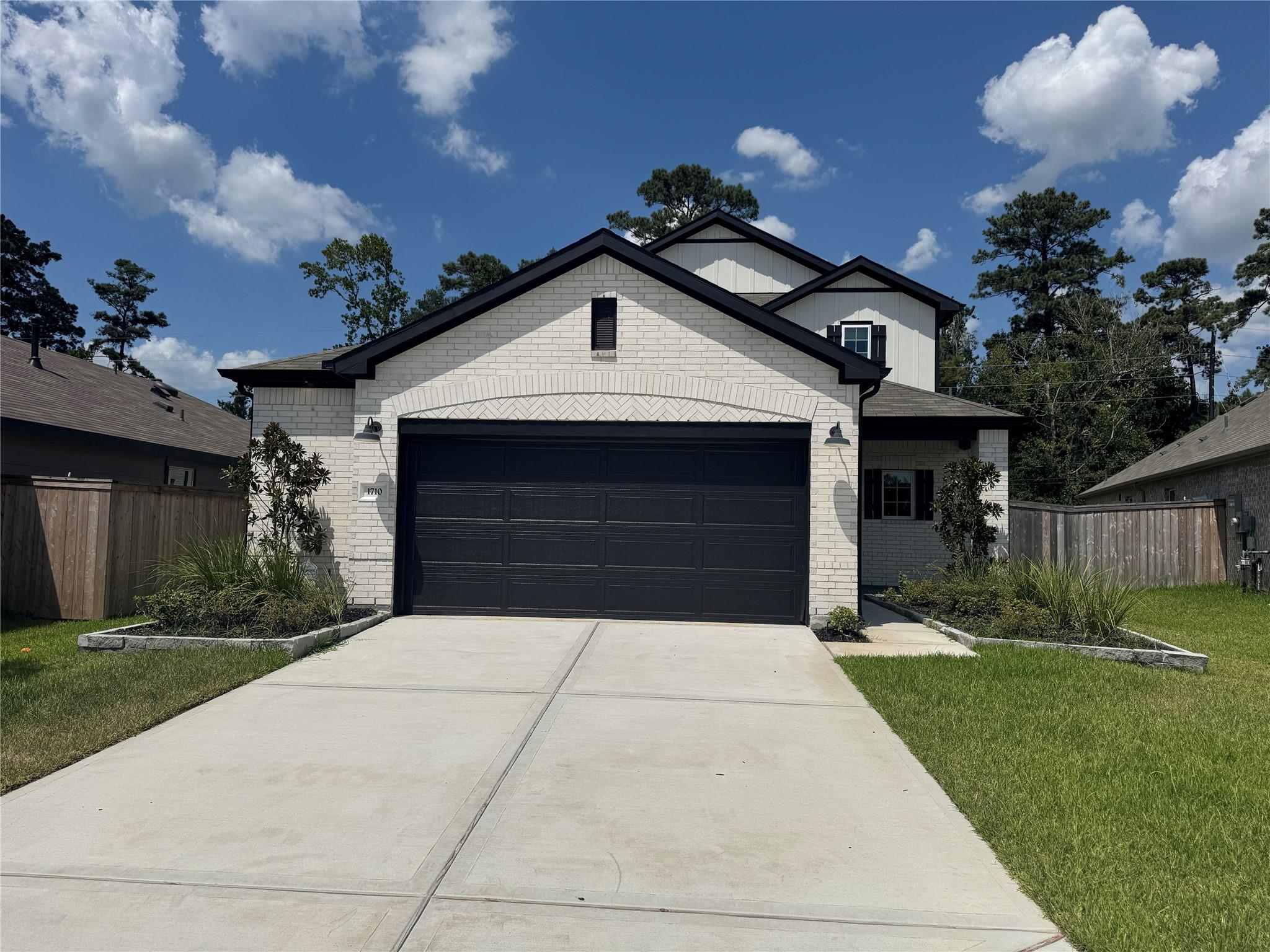 1710 Serenity Moon Drive — photo