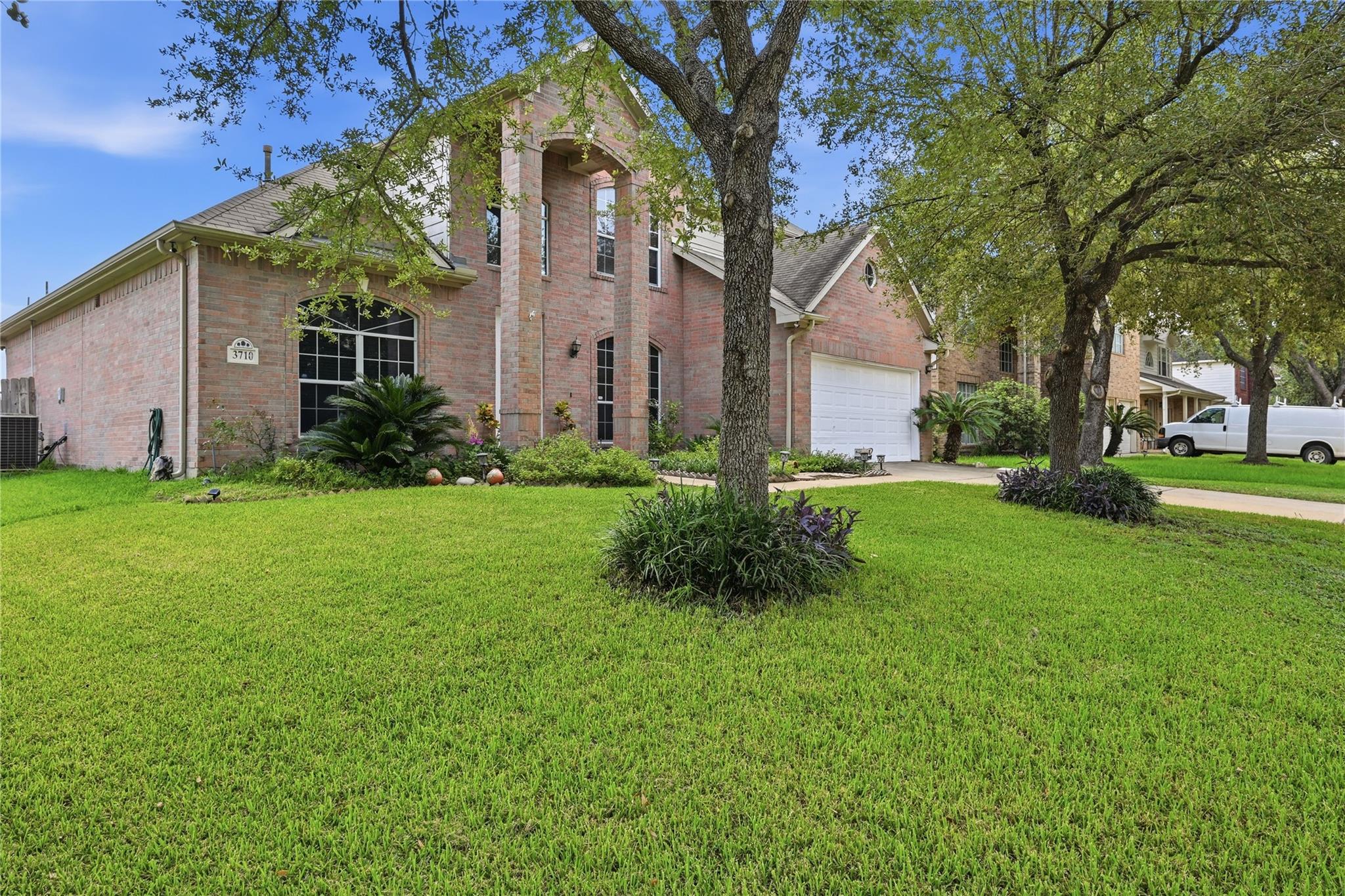 3710 Sage Point Court — photo