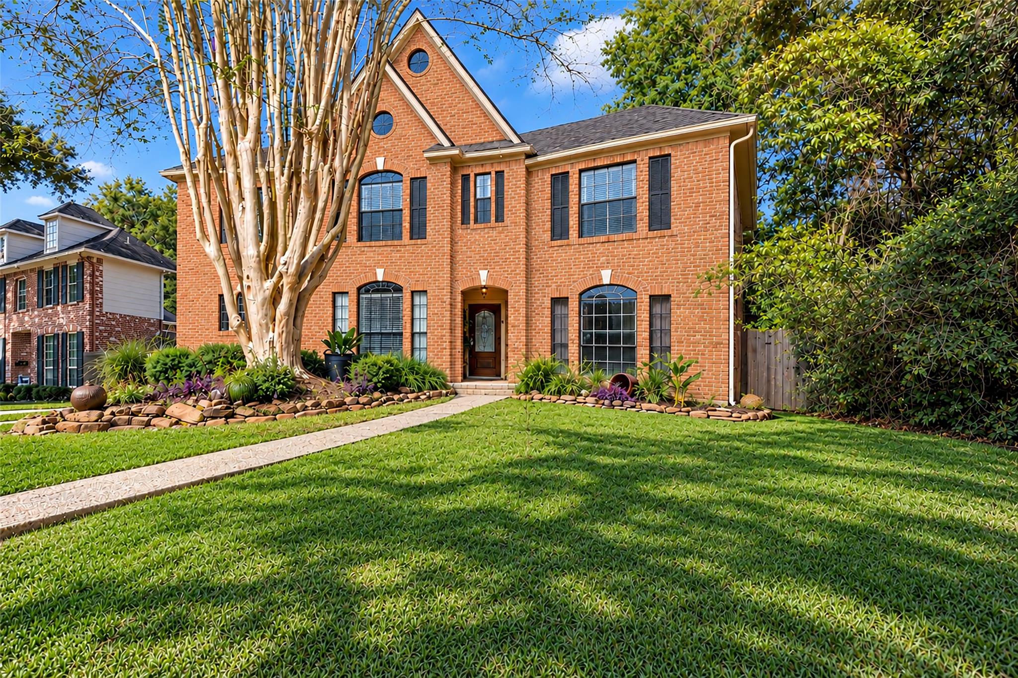 4811 Riverside Oaks Drive — photo