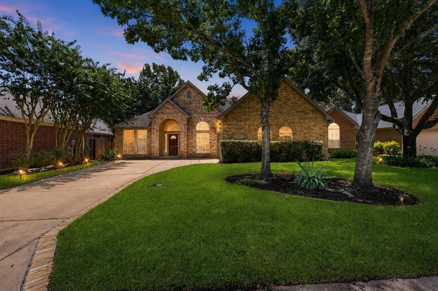 21015 Eagle Bend — photo