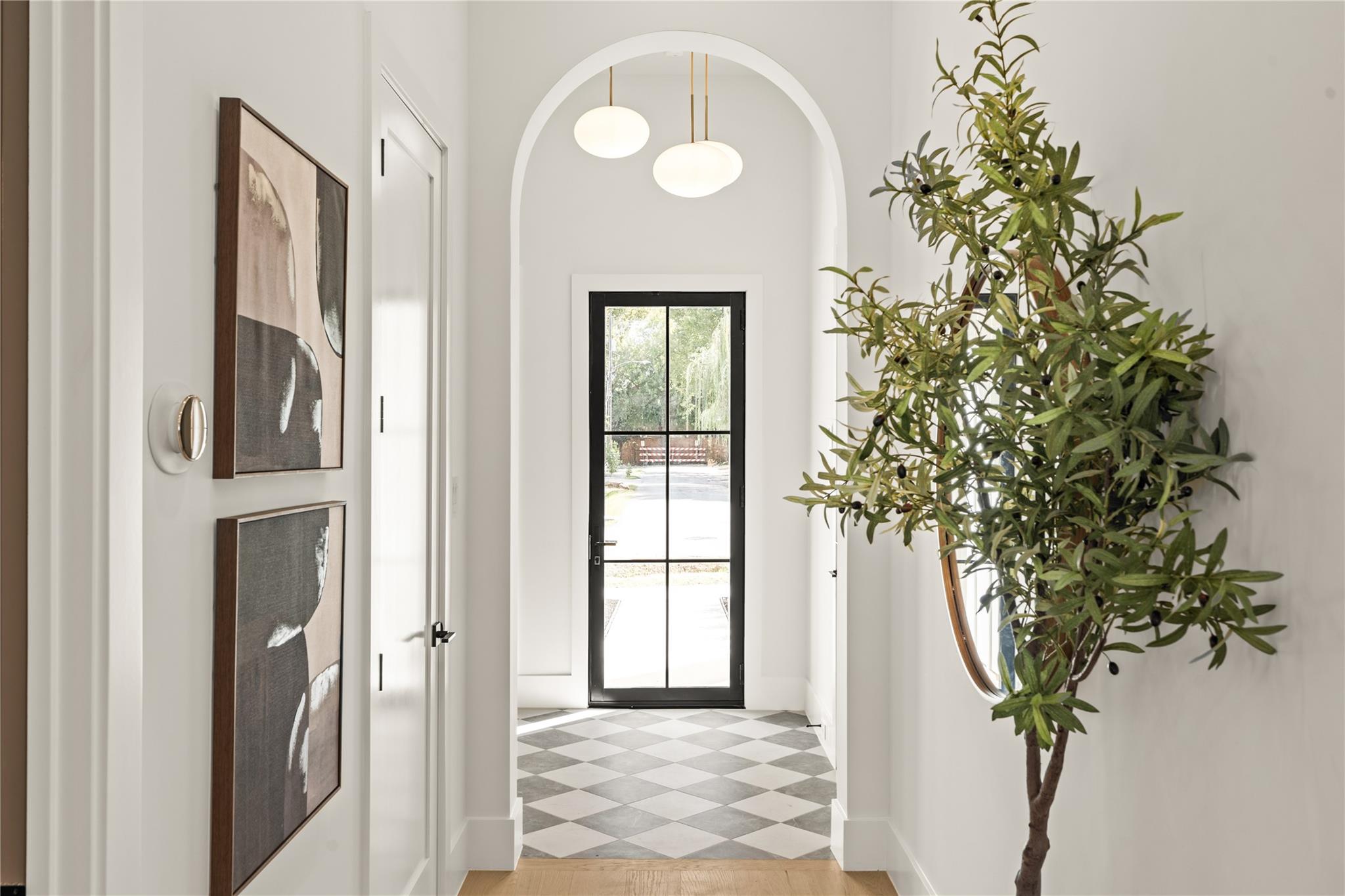 2011 Singleton Street, Houston, TX 77008 — photo 3