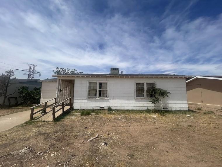 1303 Doran Drive — photo