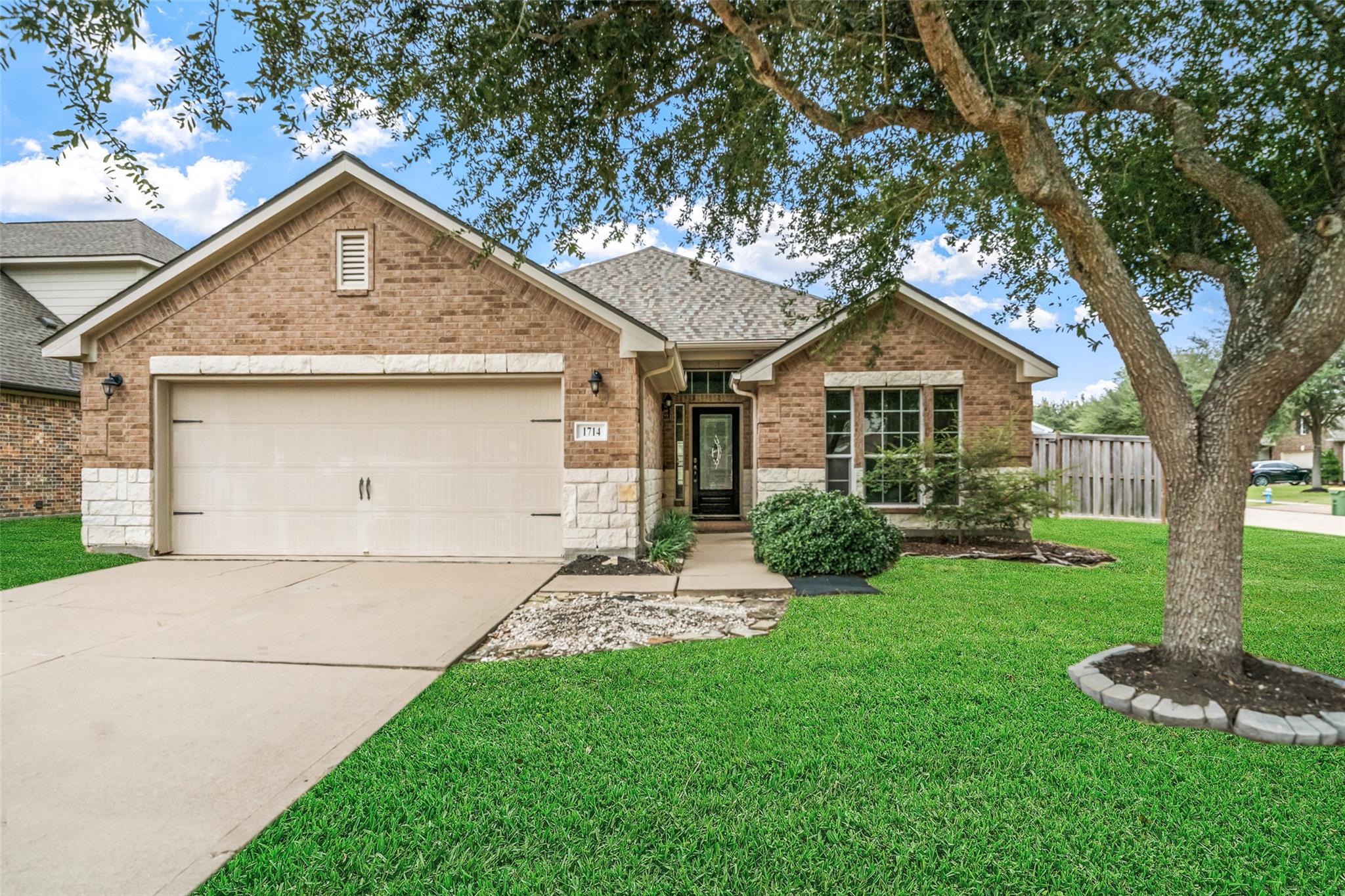 1714 Brighton Brook Lane — photo